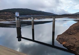 Embalse de Navamuño, situado en el término de Candelario, punto de origen del abastecimiento.