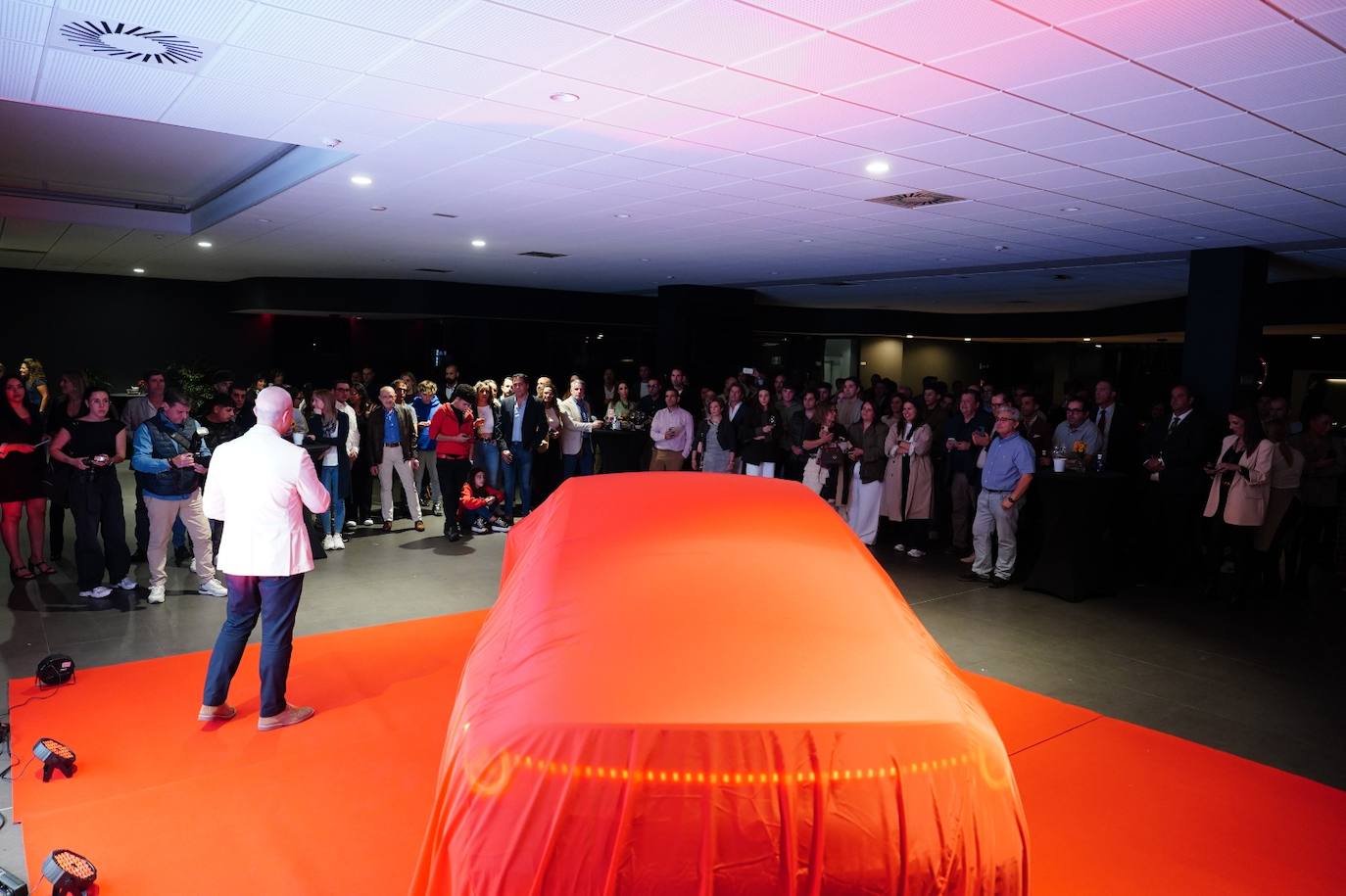 Adarsa presenta el nuevo CLA 250 Plus, su nuevo modelo 100% eléctrico