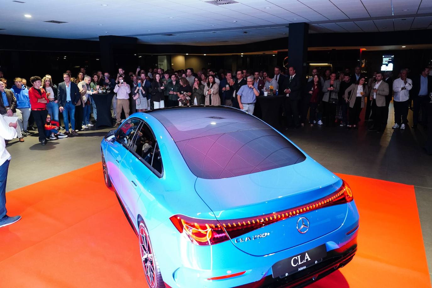 Adarsa presenta el nuevo CLA 250 Plus, su nuevo modelo 100% eléctrico