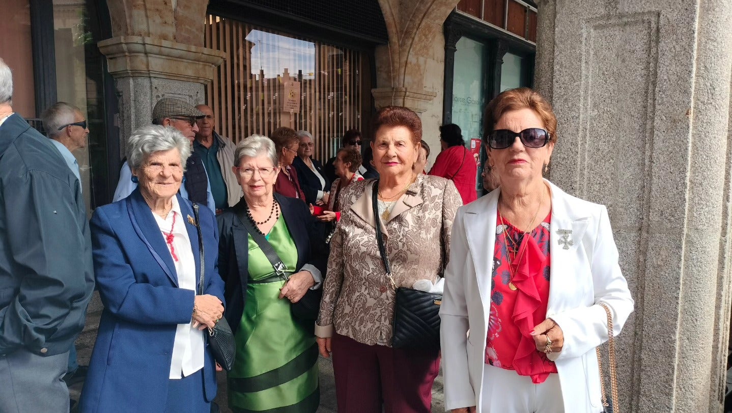 Alba de Tormes rinde tributo a sus mayores durante las fiestas de Santa Teresa