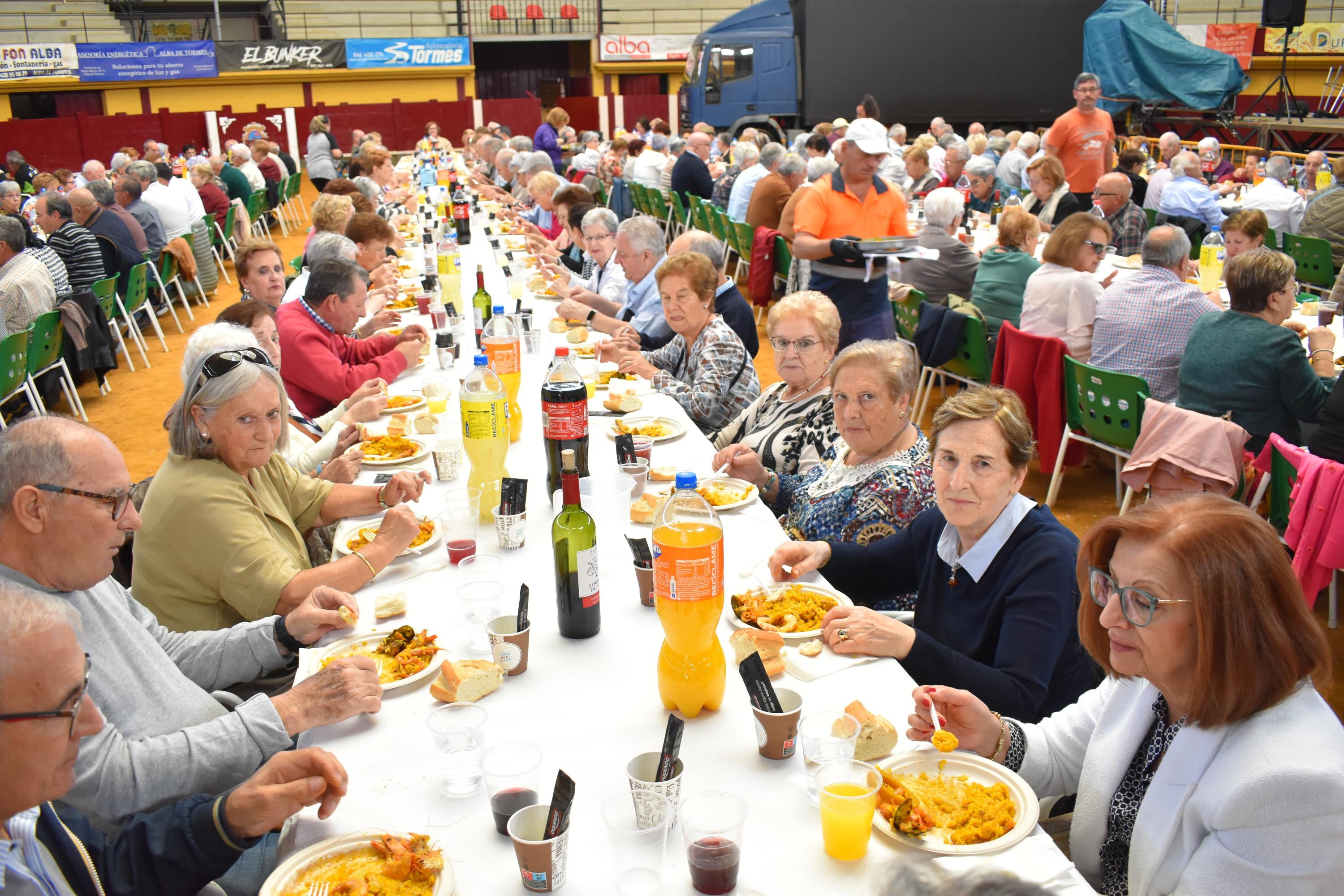 Alba de Tormes rinde tributo a sus mayores durante las fiestas de Santa Teresa