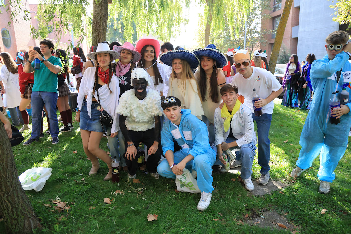 Así viven los estudiantes de Medicina sus fiestas en honor a San Lucas