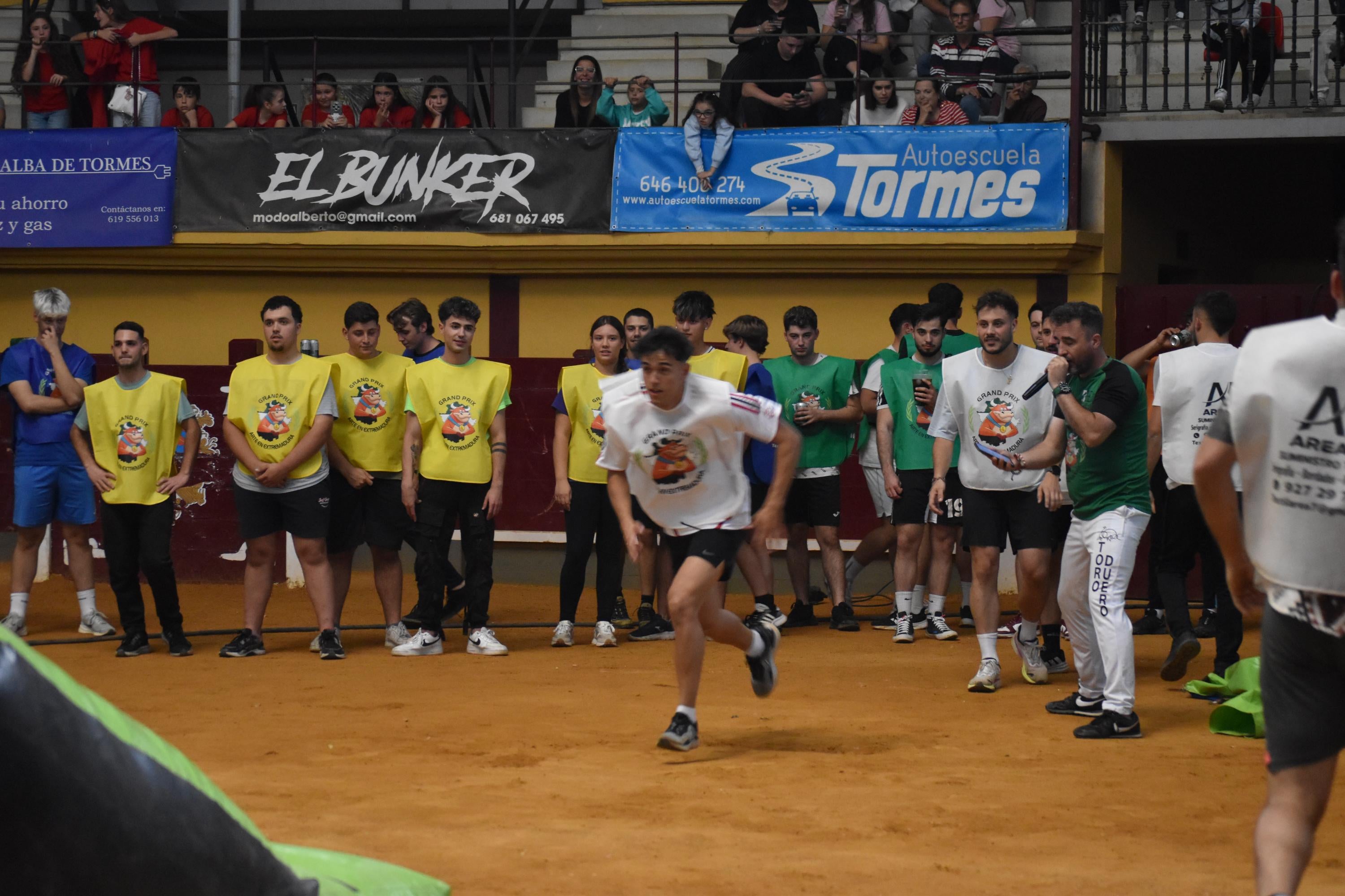 Día festivo en Alba de Tormes con buen humor