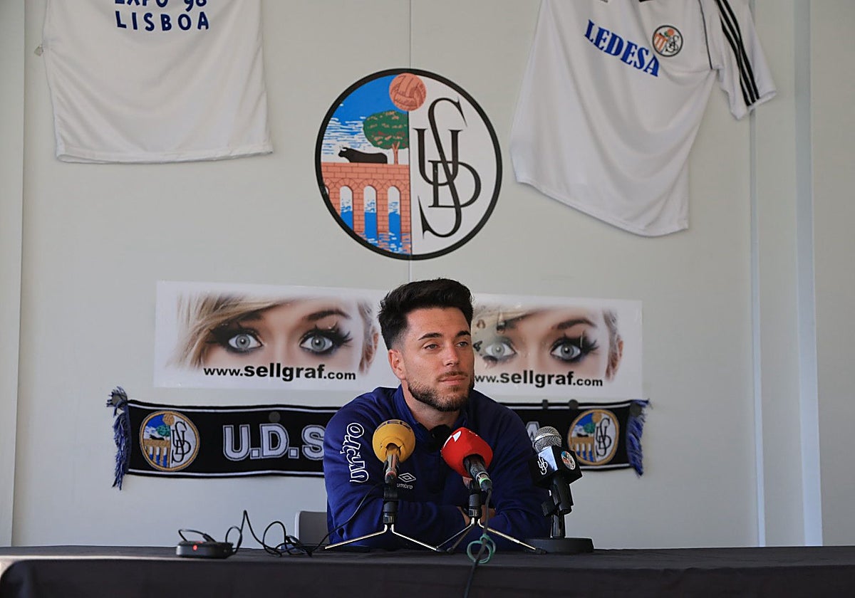 Jorge García, durante la rueda de prensa previa al choque contra el Numancia.