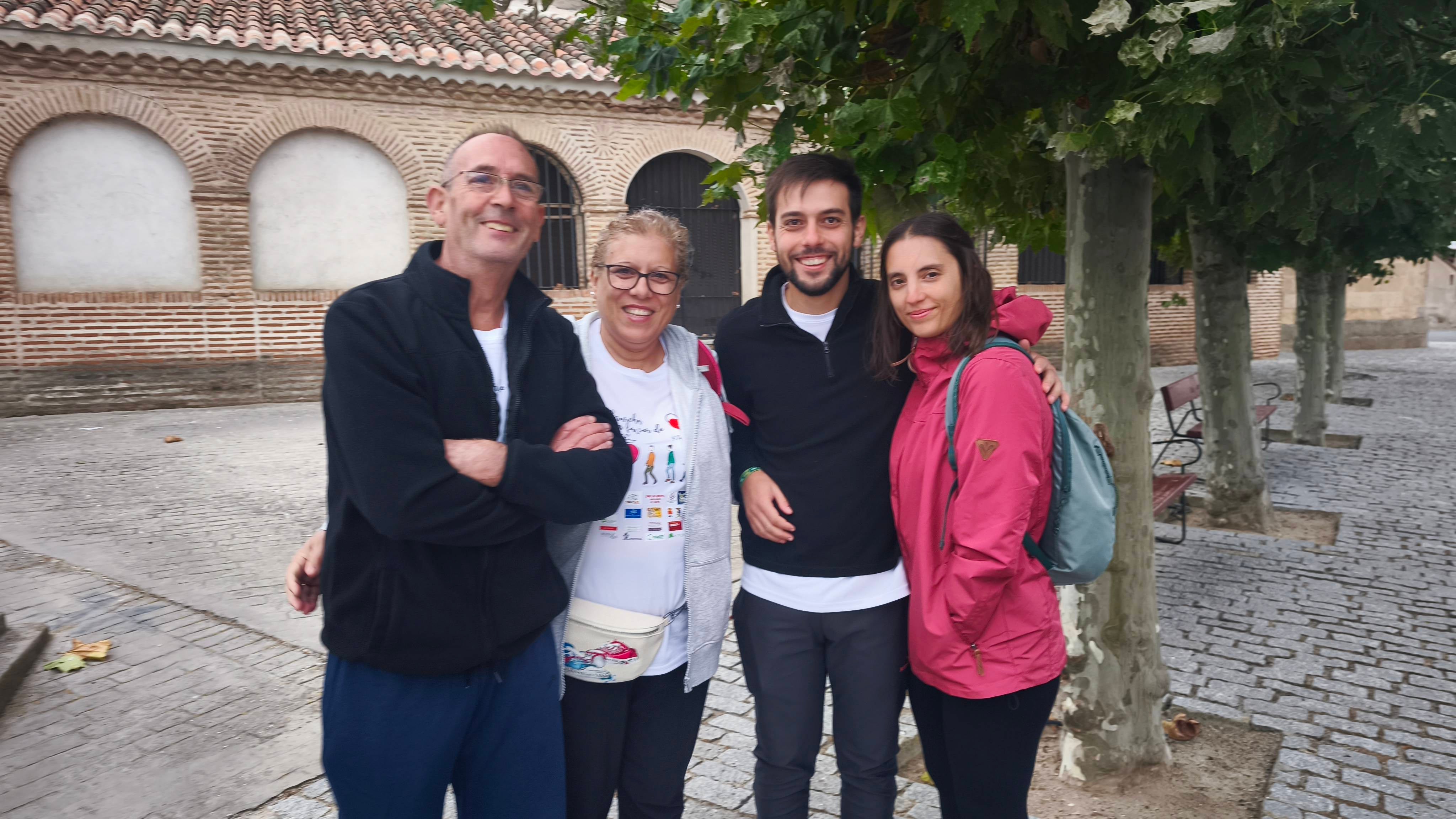 Pasos solidarios a favor del PacienteXperto desde Villar de Gallimazo