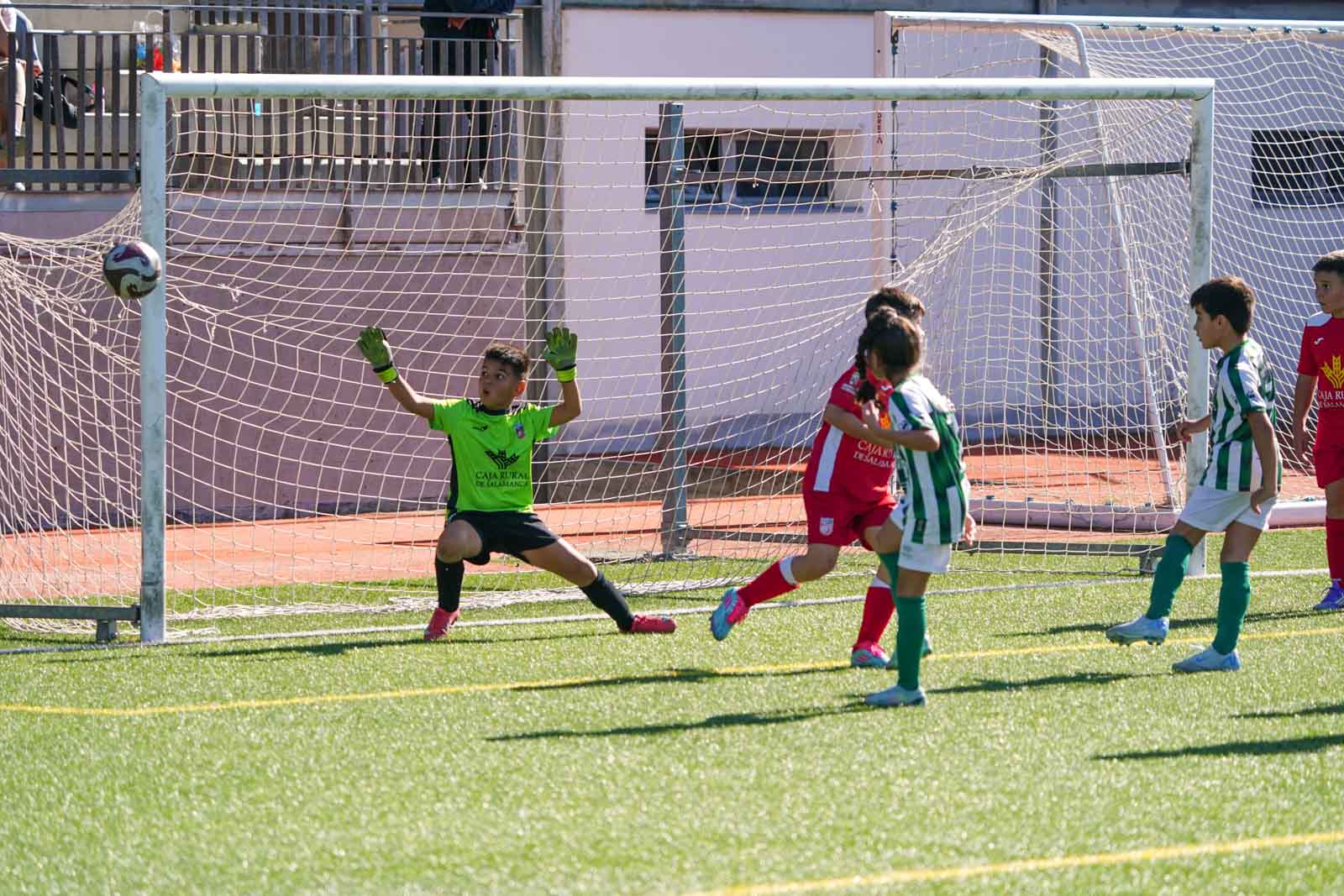Las mejores imágenes de la jornada 4 de futbol base