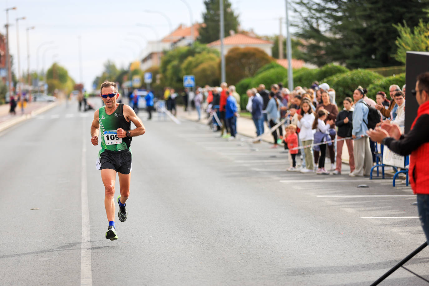 Jesús Prieto y Sandra Santamaría se llevan la Media Maratón de la Diputación