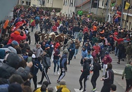 La avenida de Foxá congrega a multitud de público y corredores