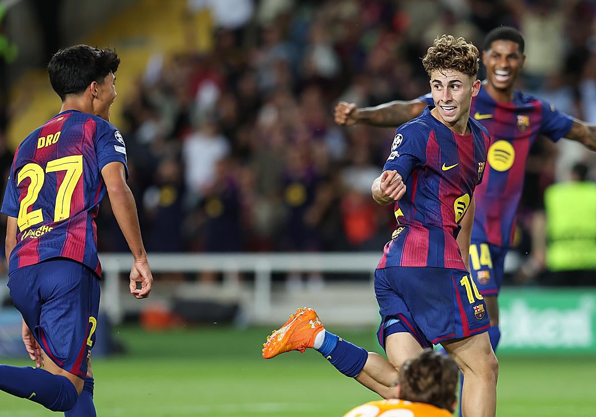 Fermín López celebra uno de los tres tantos anotados.