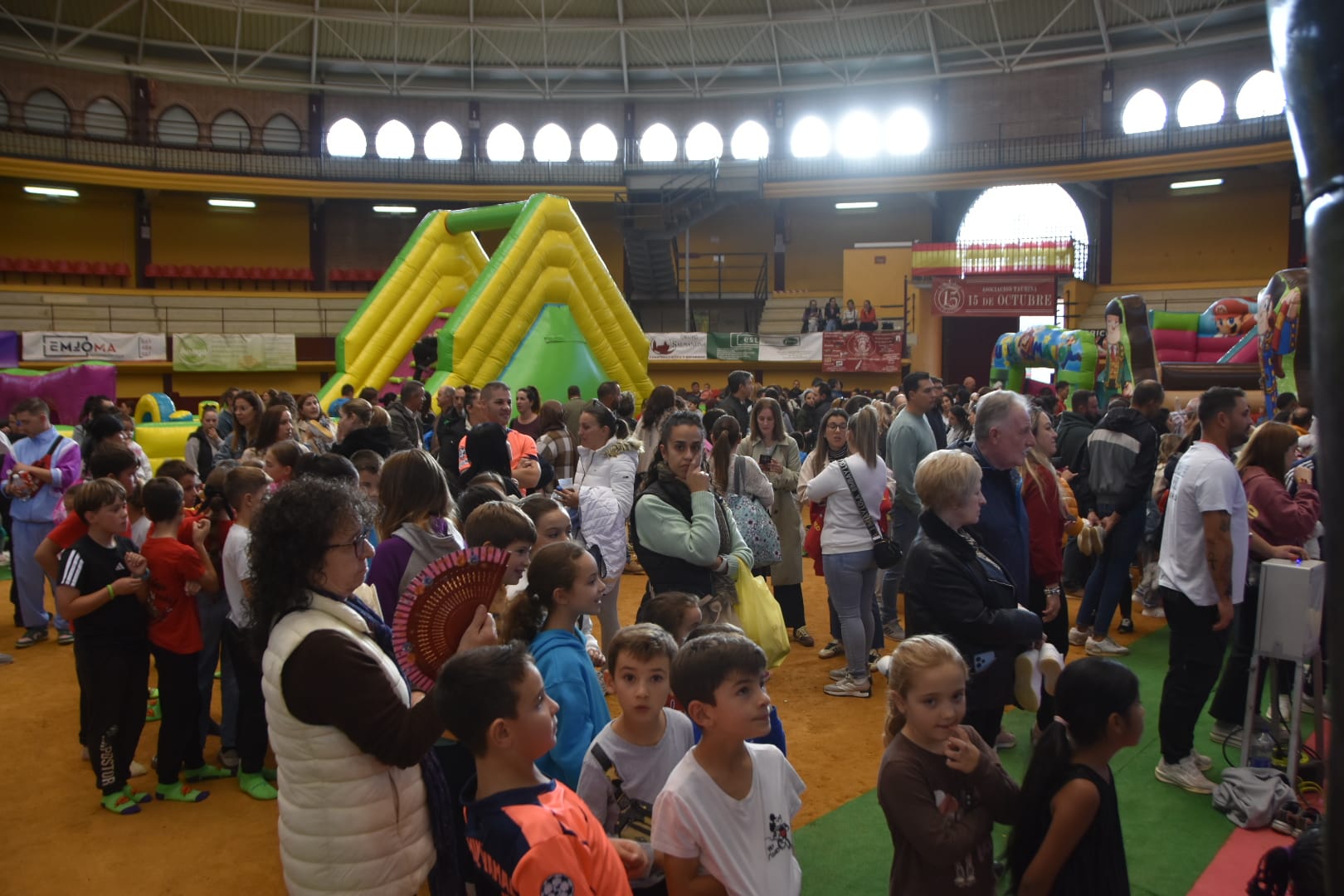 Los niños &#039;toman&#039; Alba de Tormes