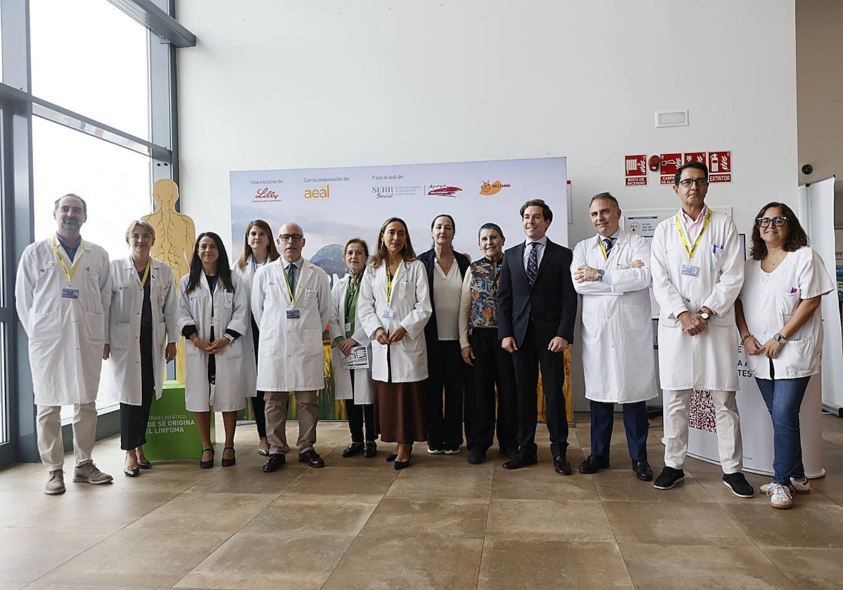 Presentación de la campaña en el Hospital para visibilizar el linfoma.
