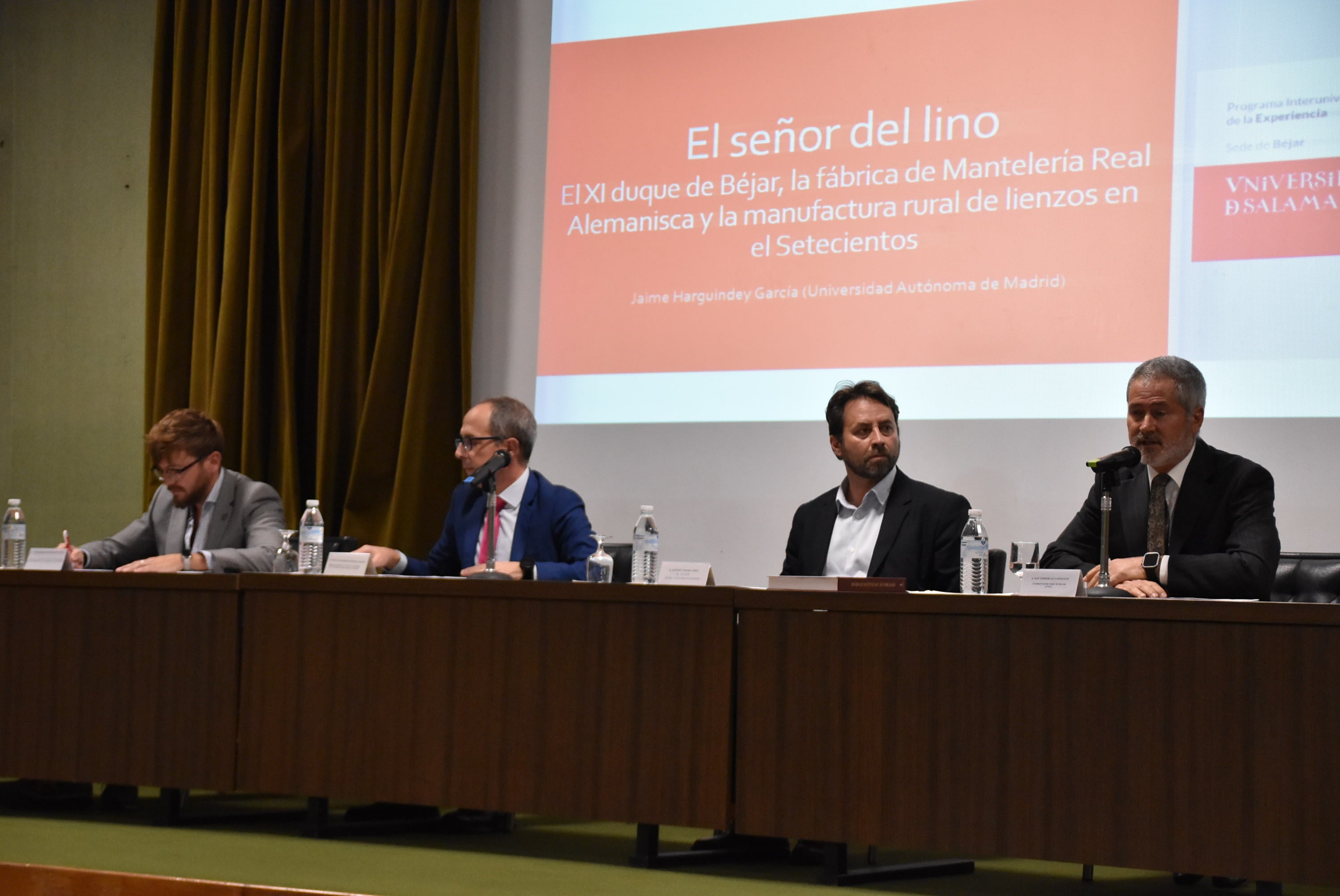 «En la Universidad de la Experiencia, nos relacionamos con gente y aprendemos»