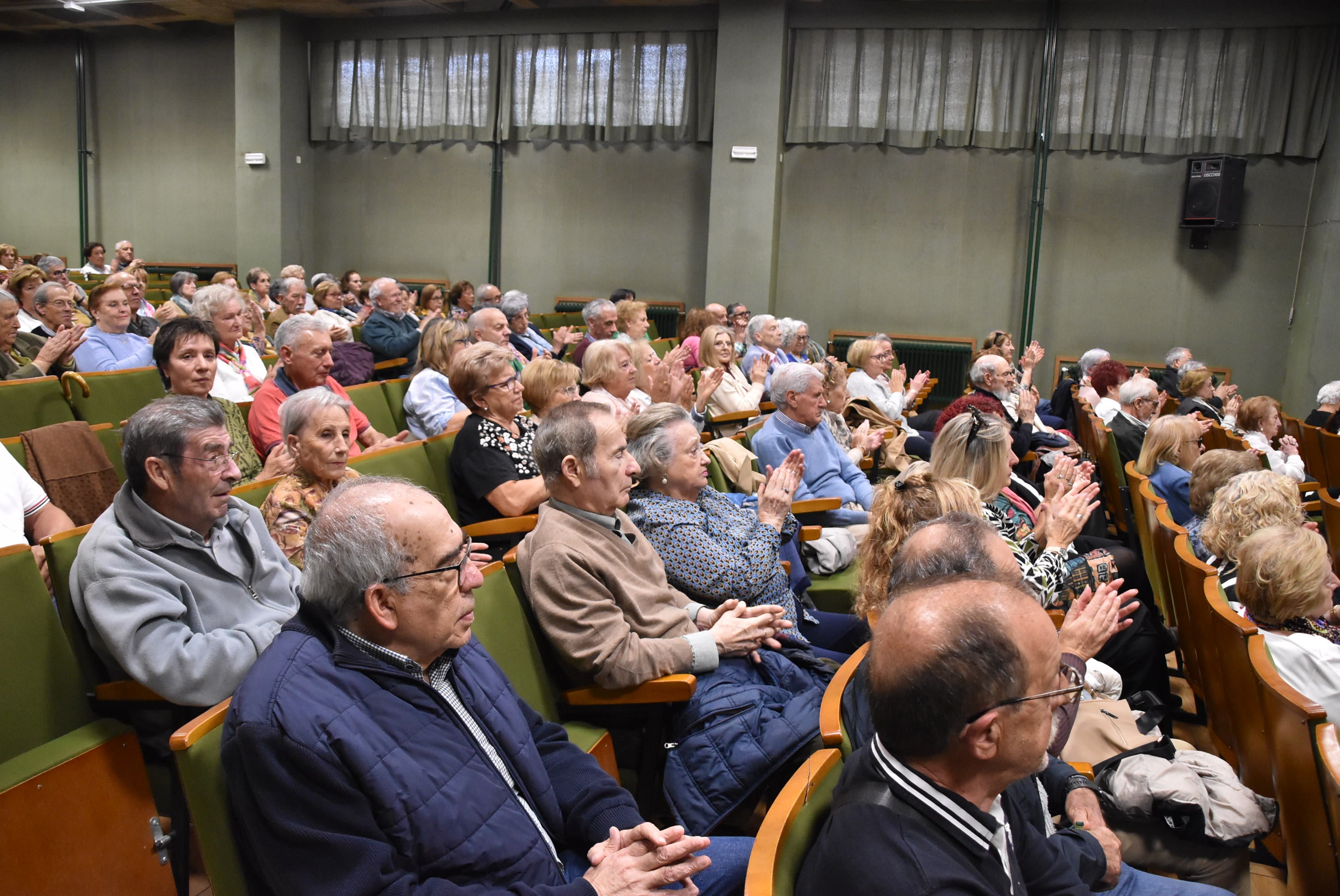«En la Universidad de la Experiencia, nos relacionamos con gente y aprendemos»