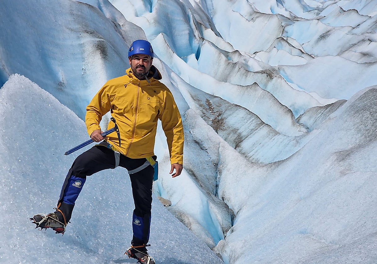 Imagen principal - Chema Sánchez, el aventurero de Carbajosa: «La estabilidad no es mi fuerte»