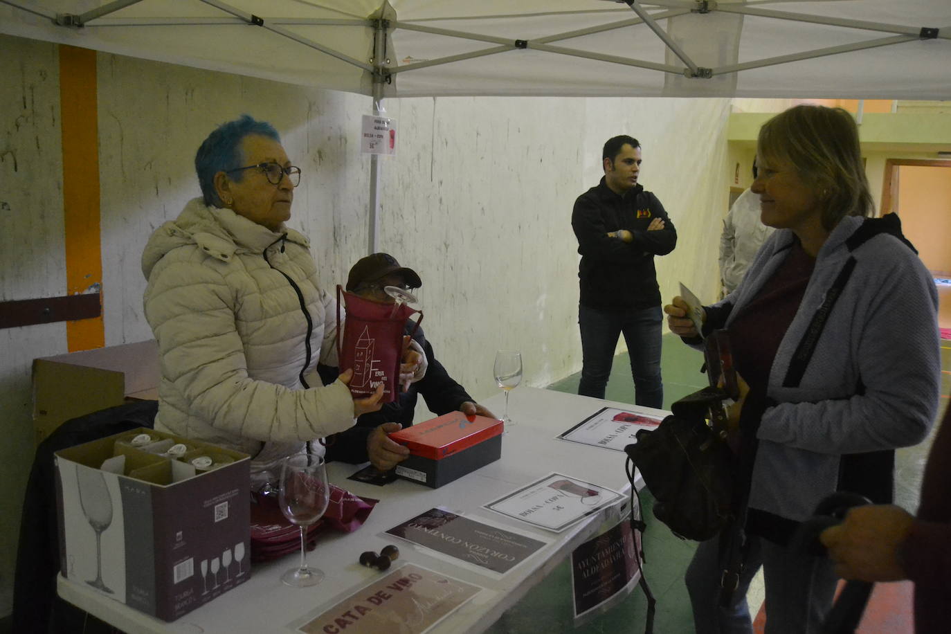 Aldeadávila celebra su feria del vino