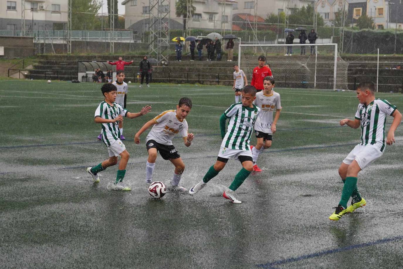 Todas las imágenes de la jornada del fútbol base en Salamanca