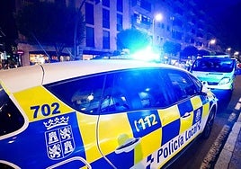 Vehículo de la Policía Local en la Gran Vía en una imagen de archivo.