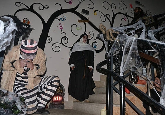 Los personajes contaron sus historias llenas de terror y misterio.