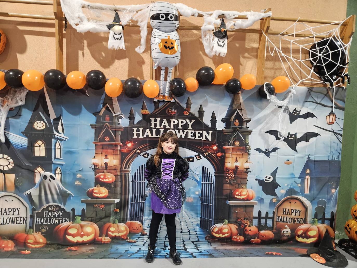 Lumbrales celebra una tarde de Halloween