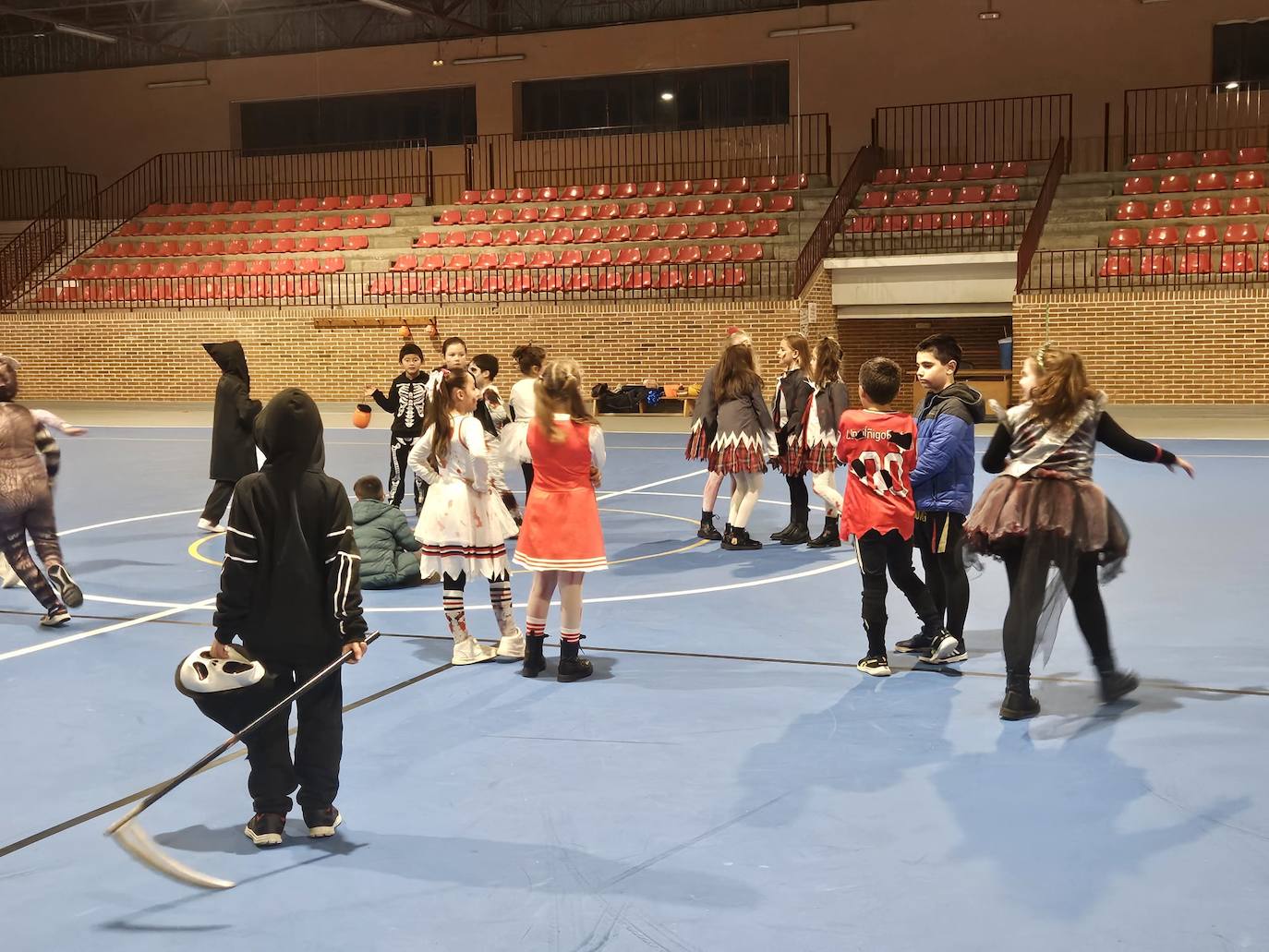 Lumbrales celebra una tarde de Halloween