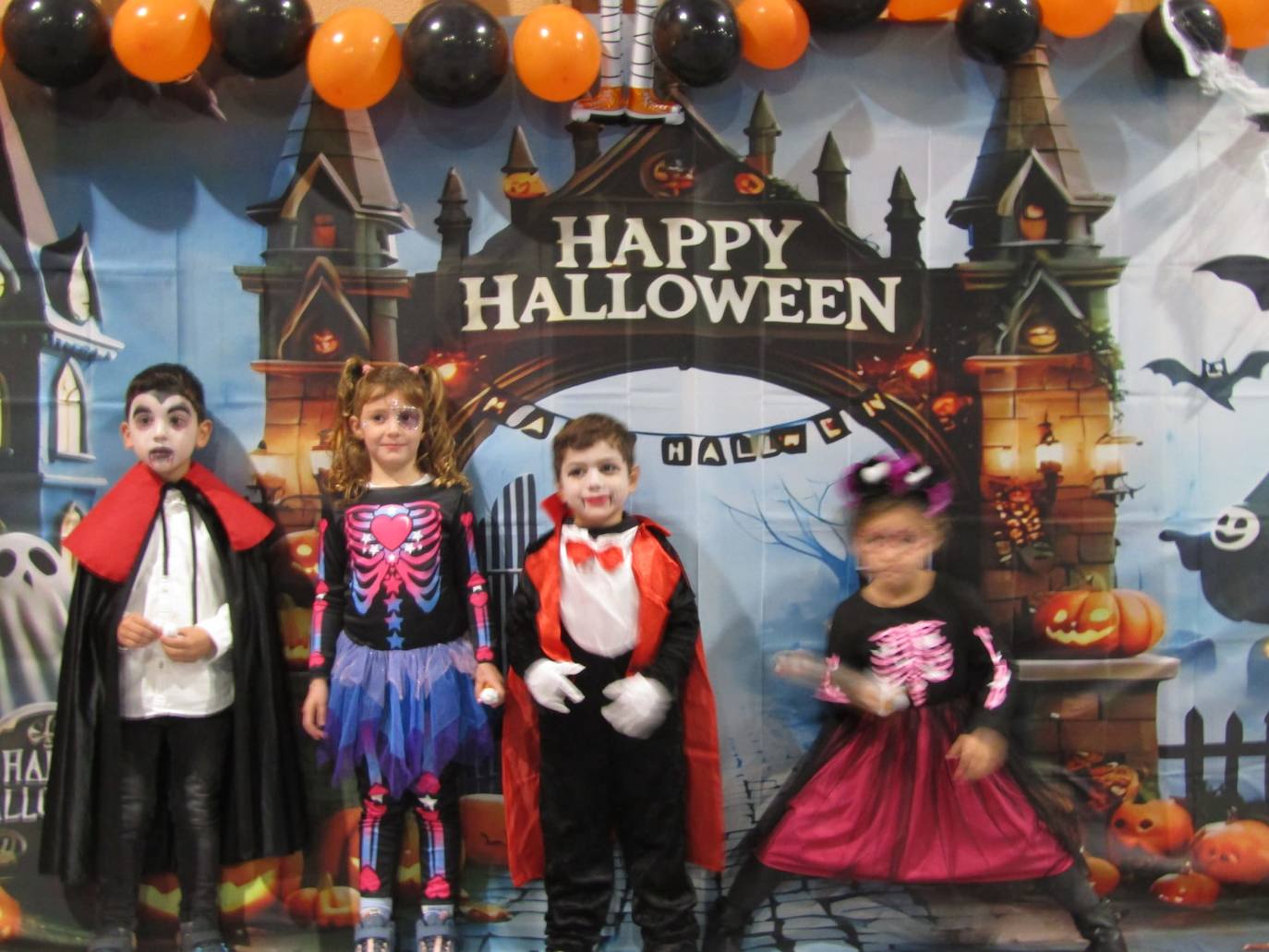 Lumbrales celebra una tarde de Halloween