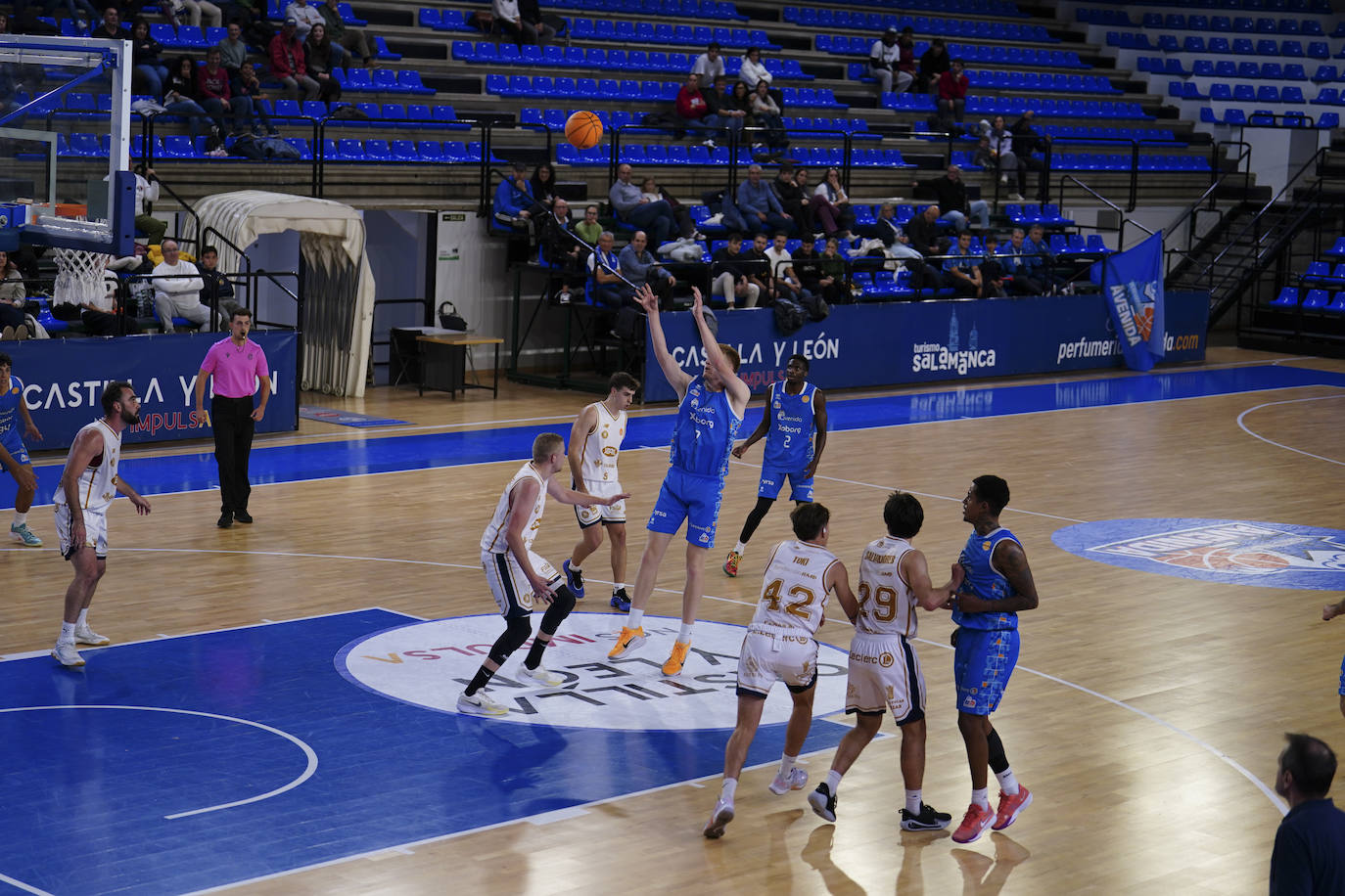 El Avenida Xoborg vuelve a irse por encima de los 100 puntos para tumbar al RDL