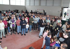 La jornada se celebró en el pabellón de Los Santos por la lluvia.