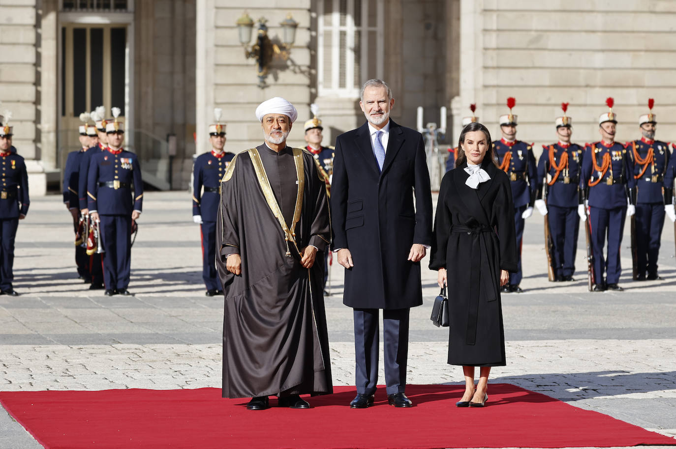 El elegante look con el que la reina Letizia ha acaparado todas las miradas del Palacio Real