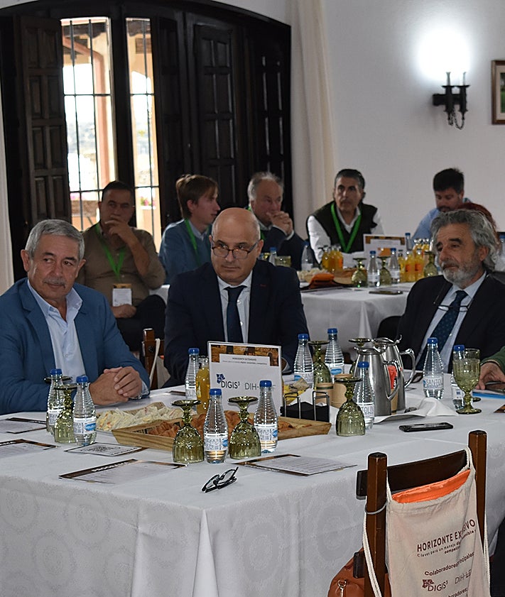 Imagen secundaria 2 - La Junta apuesta por un campo más competitivo a través de la digitalización y la formación tecnológica