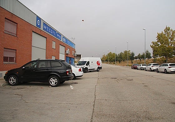 La zona del polígono de Villares de la Reina en la que está previsto construir el punto limpio.