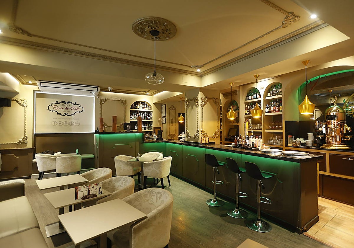 El Salón del Café ofrece un ambiente acogedor.