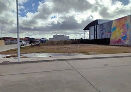 Las parcelas destinadas a las cinco viviendas de promoción pública que construirá la Junta en los próximos meses Castellanos de Moriscos.