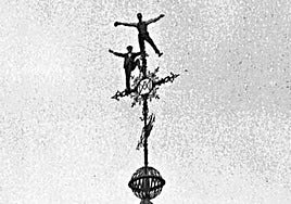 Fabián y Francisco Mesonero, 'Los Mariquelos', en la veleta.