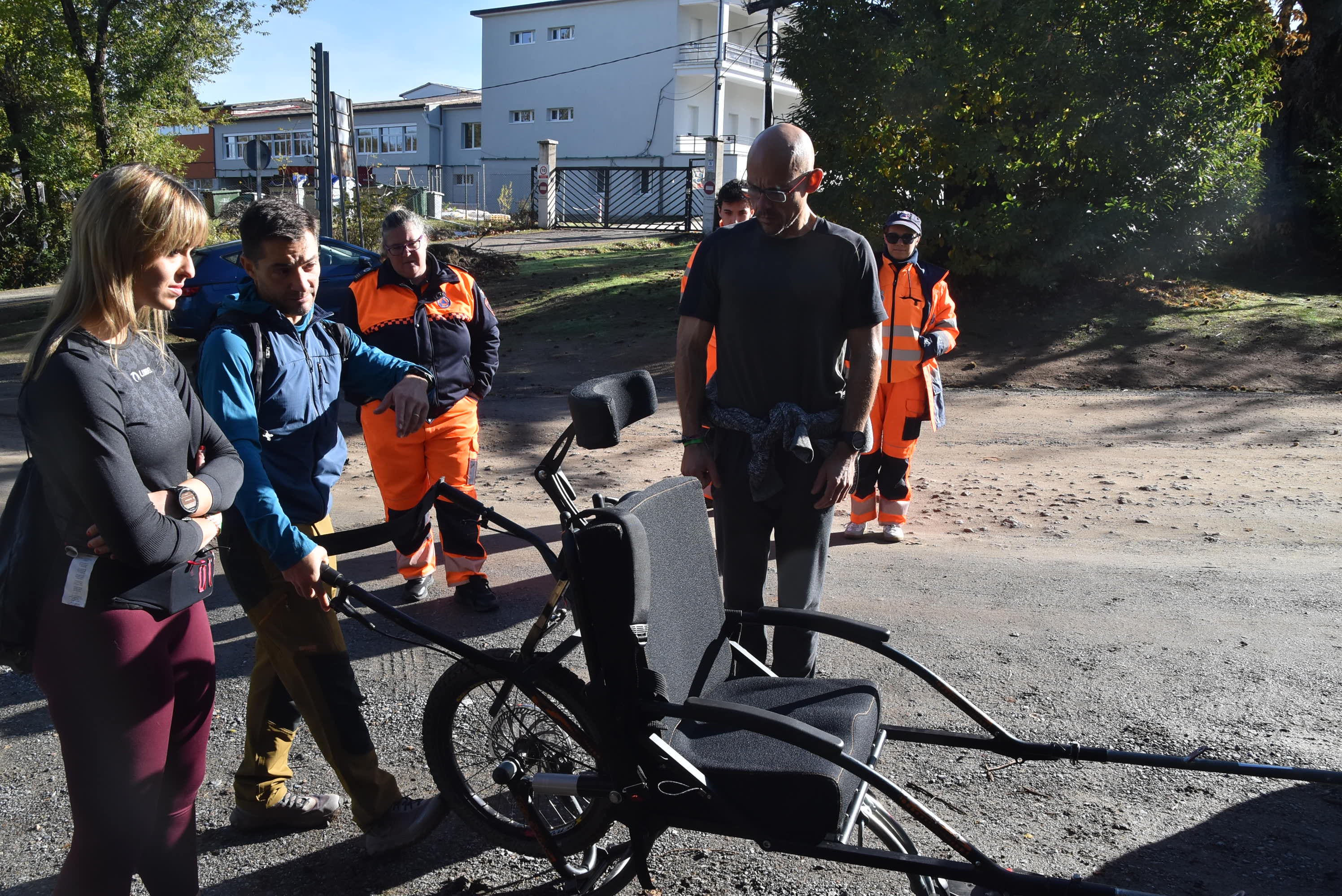 «A base de mucho esfuerzo, puedo andar con muletas»