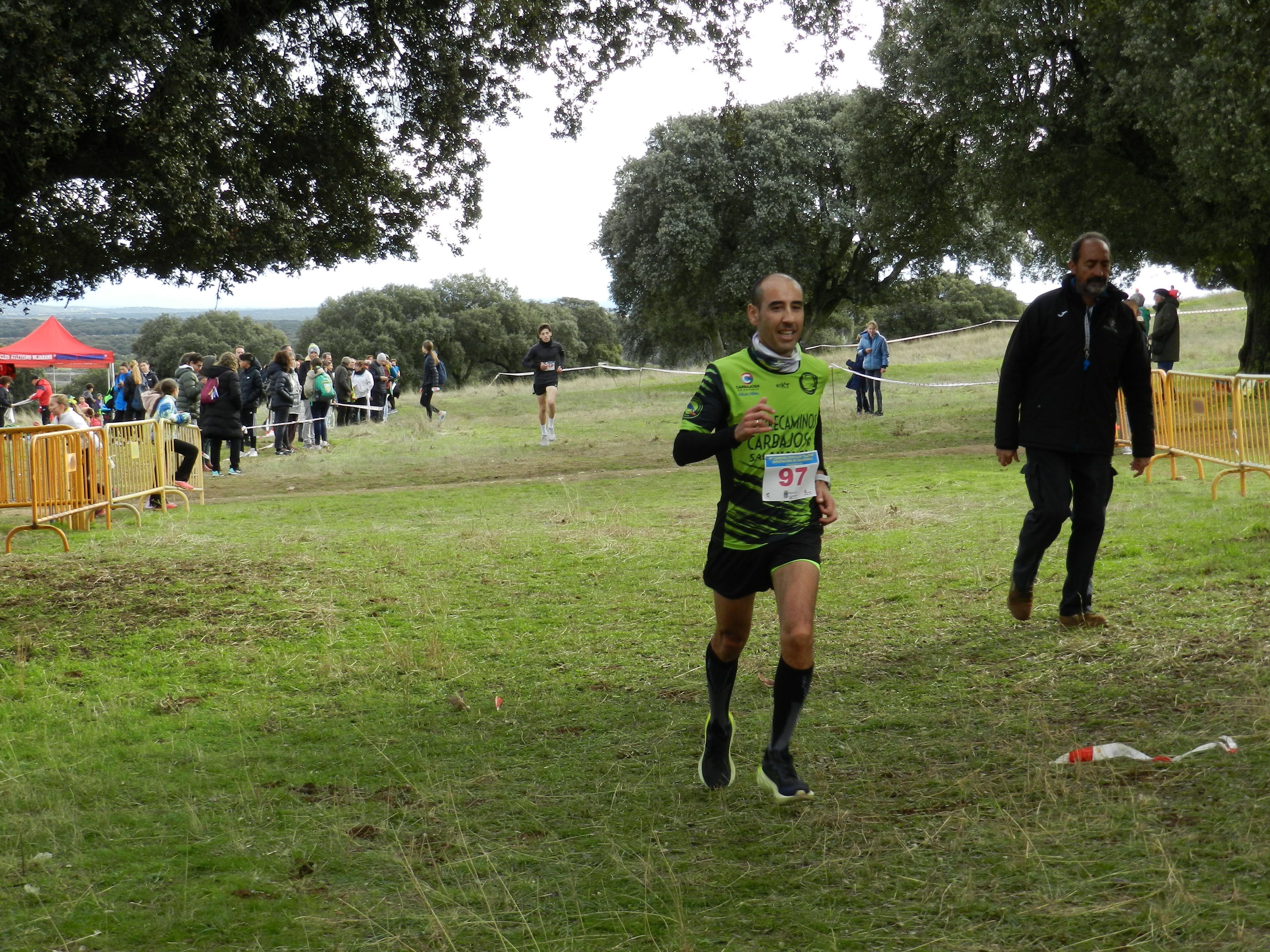Fiesta del campo a través en Castro Enríquez: inicio de los Juegos Escolares y Carrera Popular Taurina