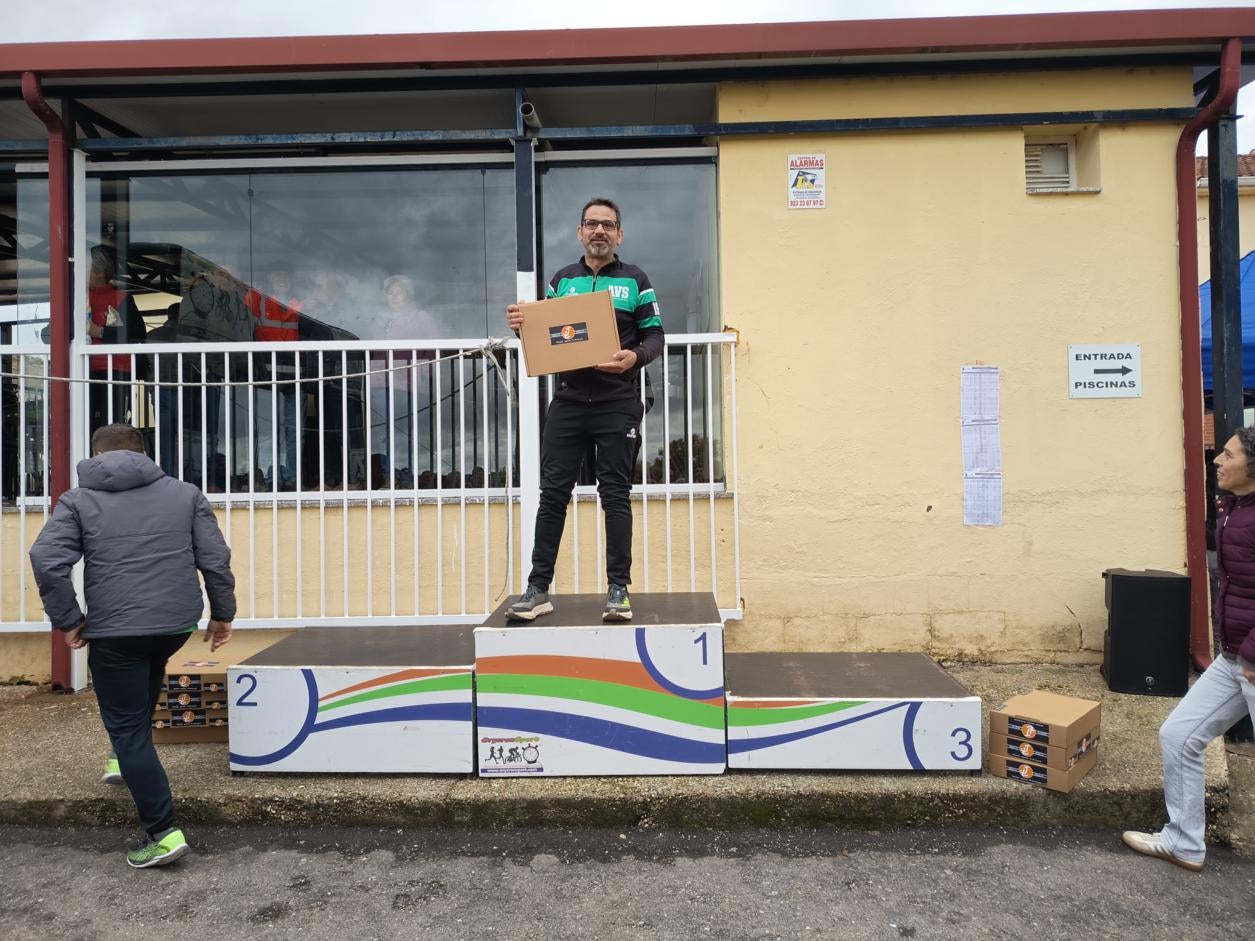 Dani Sanz y Verónica Sánchez, los más rápidos en Almenara de Tormes