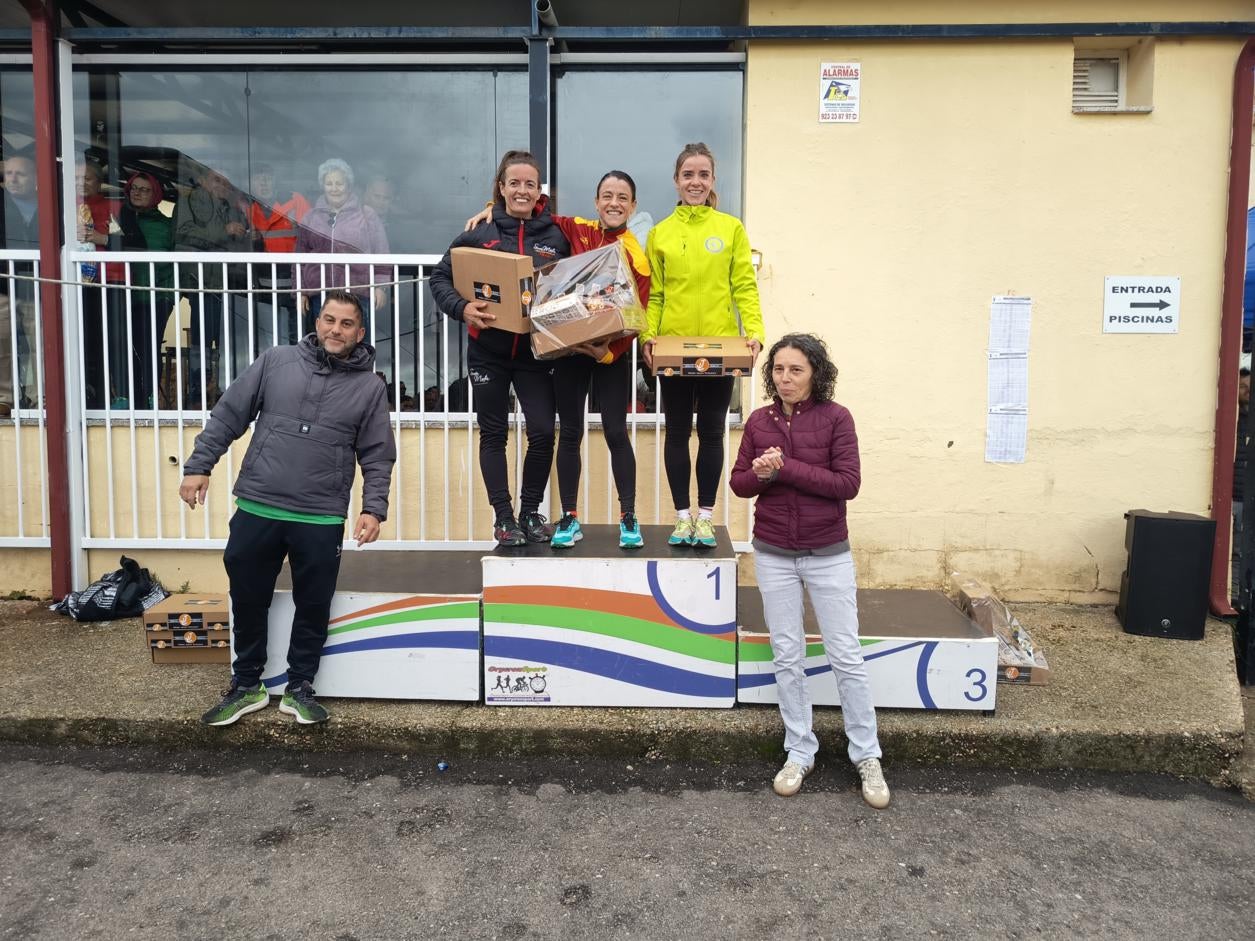 Dani Sanz y Verónica Sánchez, los más rápidos en Almenara de Tormes