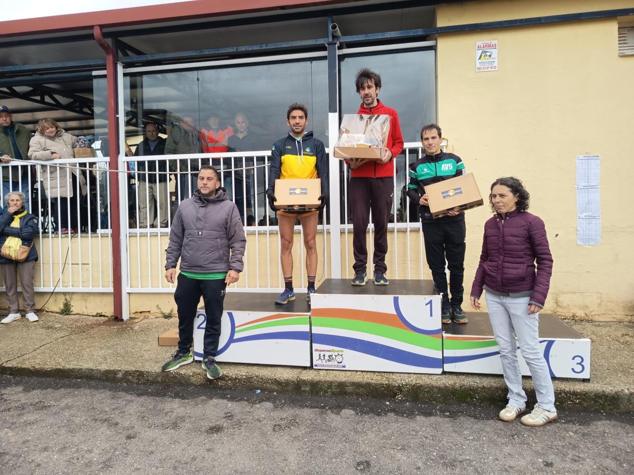 Dani Sanz y Verónica Sánchez, los más rápidos en Almenara de Tormes