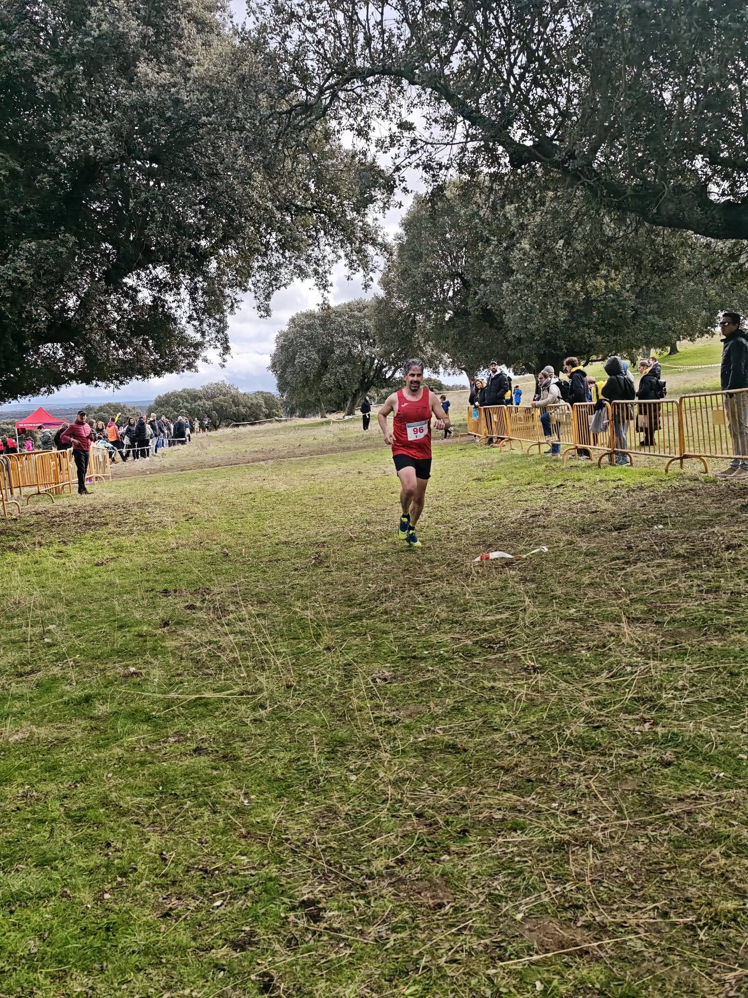 Fiesta del campo a través en Castro Enríquez: inicio de los Juegos Escolares y Carrera Popular Taurina