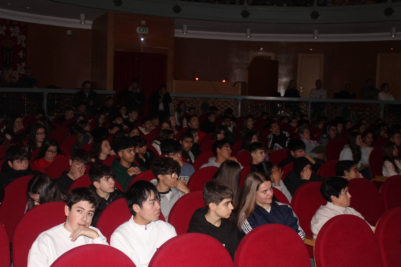 Sofía Cristo educa a los jóvenes de Ciudad Rodrigo sobre el consumo de sustancias