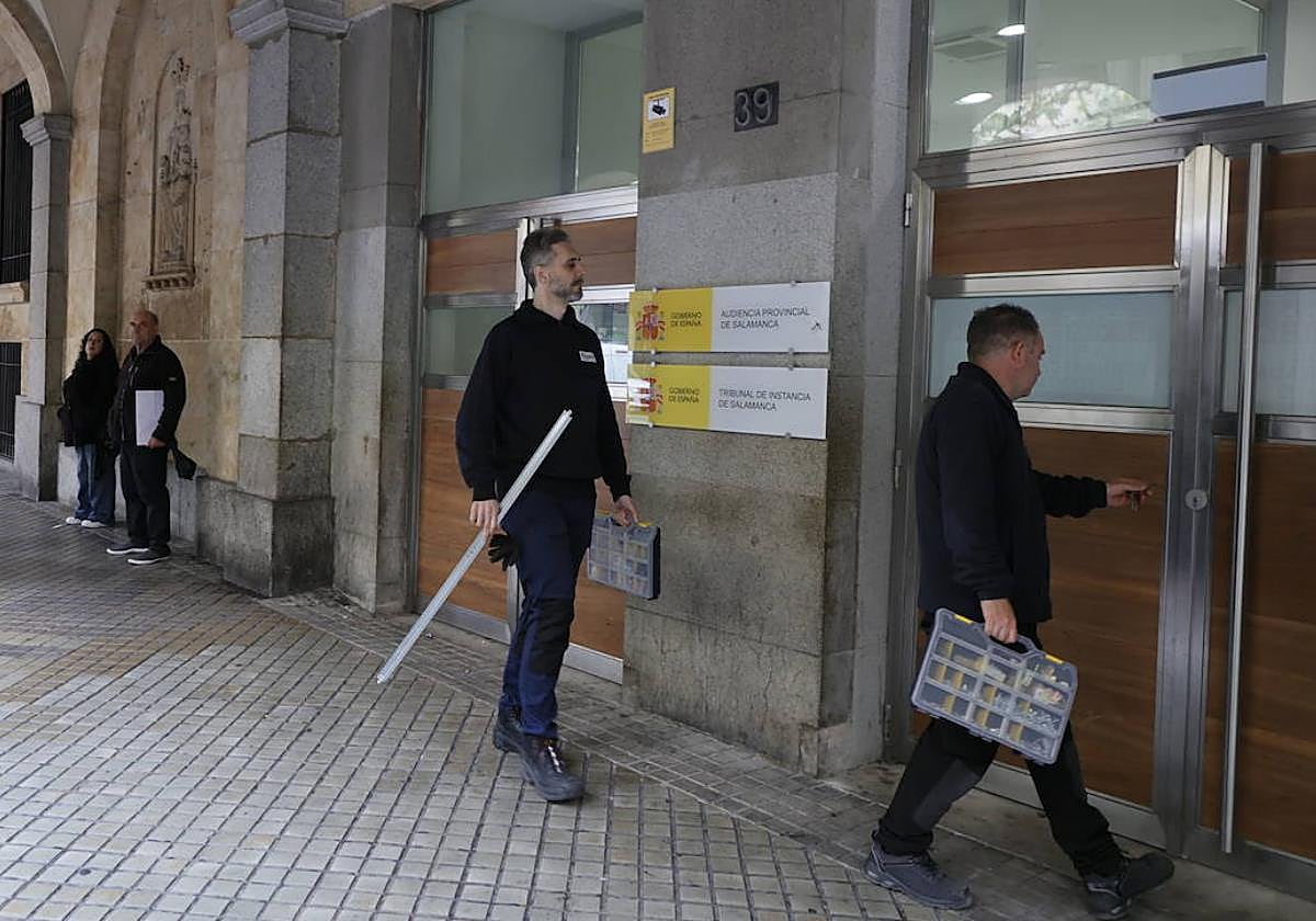 Nuevo acceso a la Audiencia Provincial.