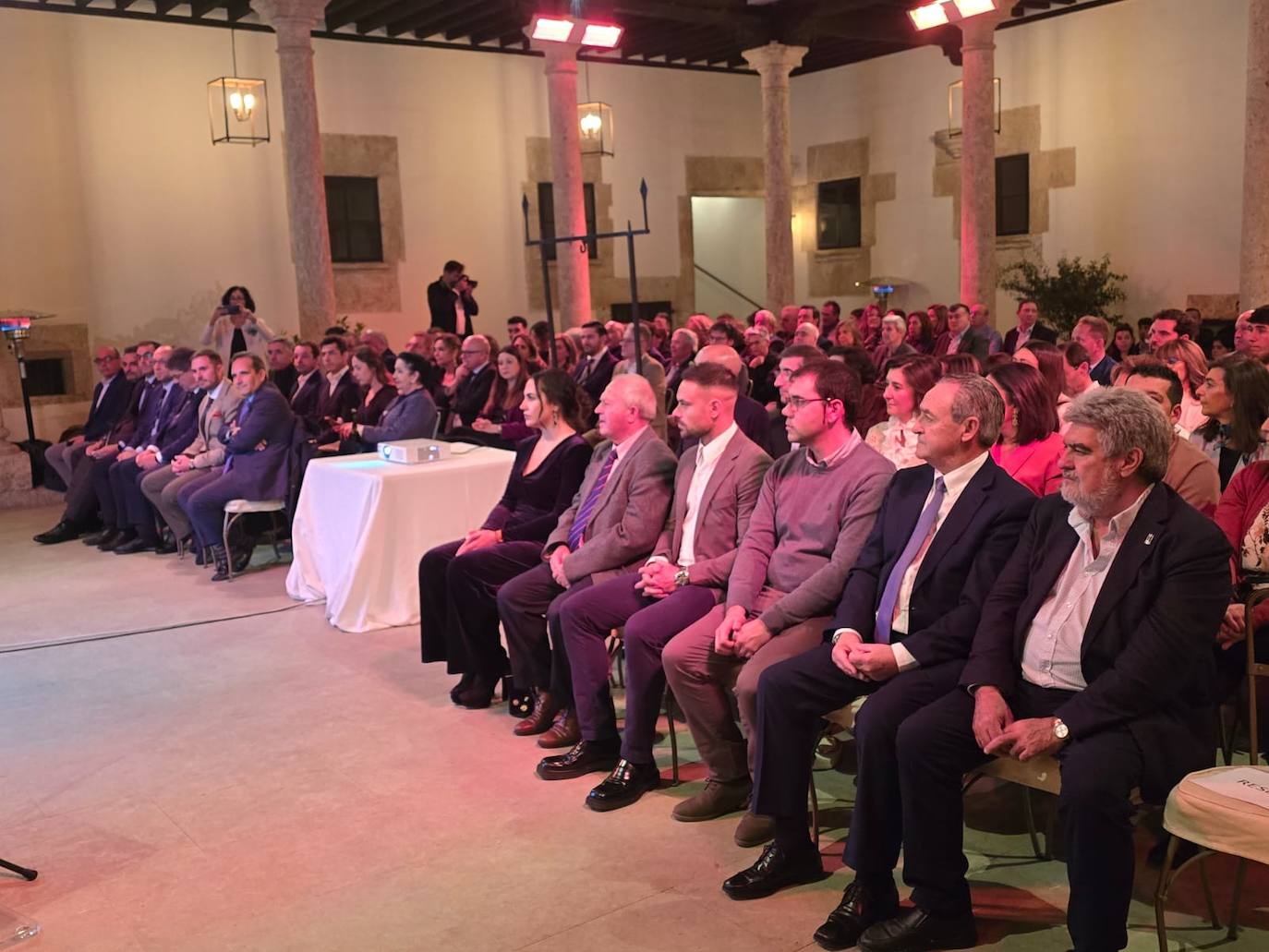 Ciudad Rodrigo distingue al sector empresarial