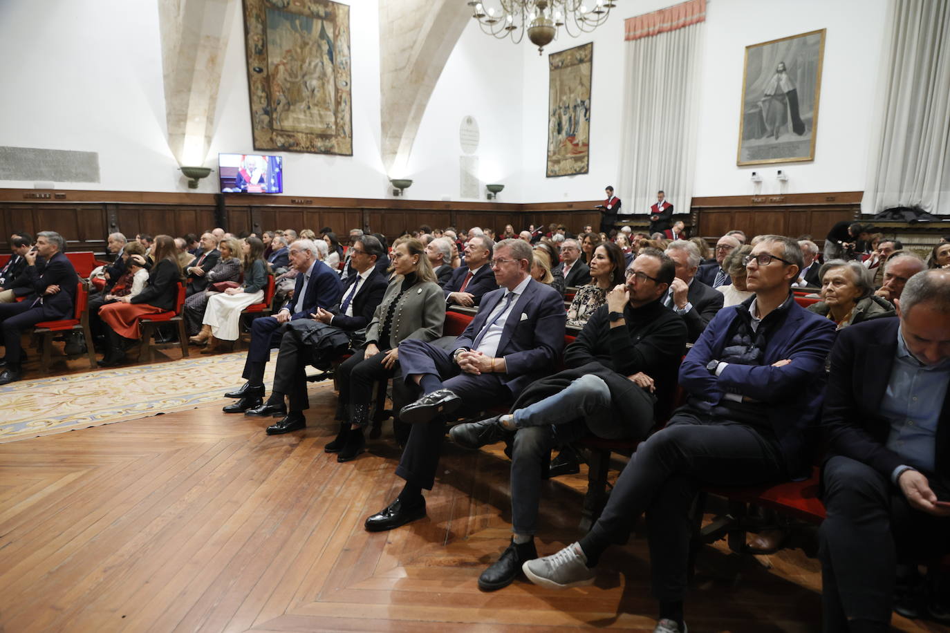 Alumni reconoce a sus nuevos socios de honor