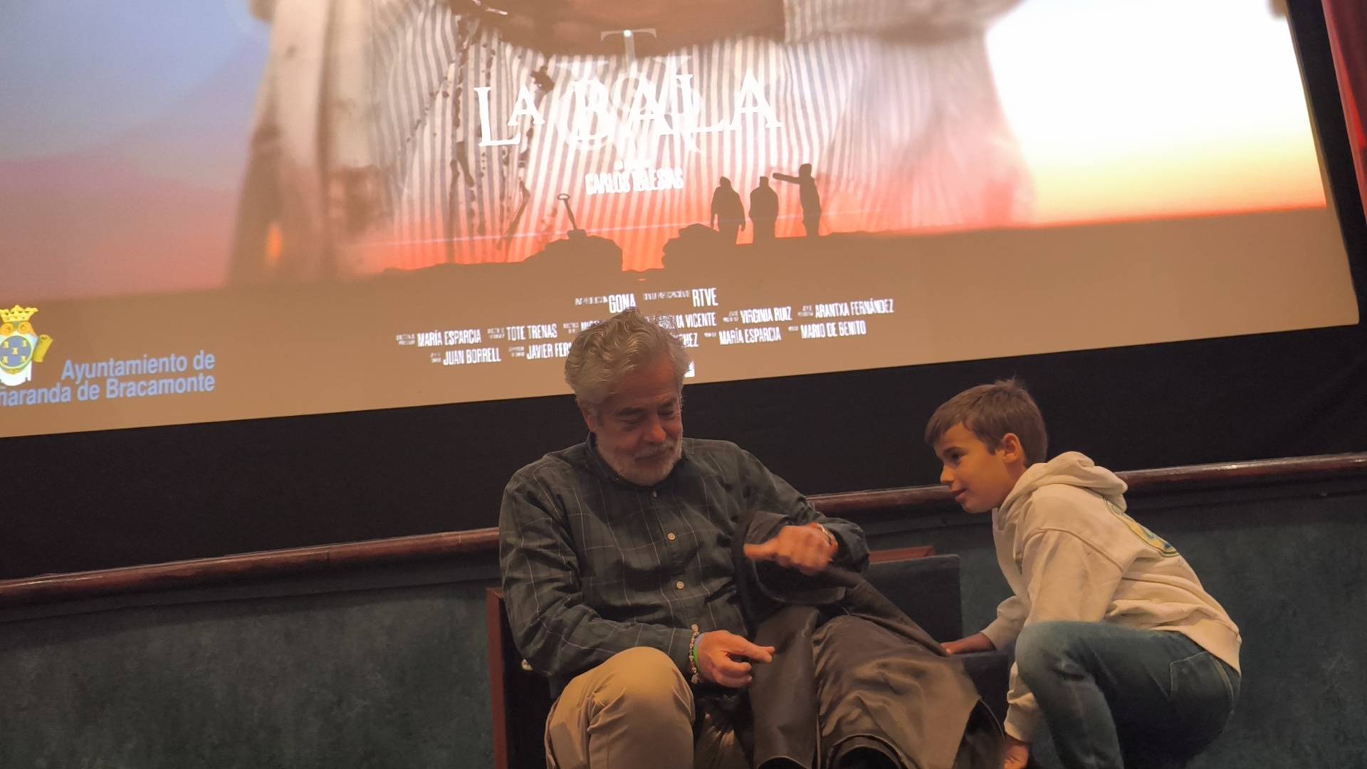 El estreno de &#039;La bala&#039; llena el cine de Peñaranda