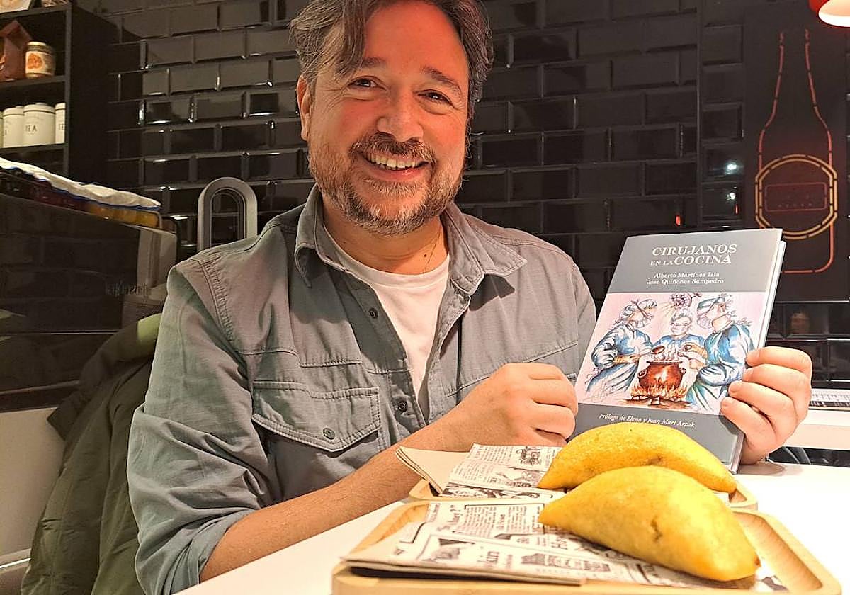 El cirujano del Hospital de Salamanca José Quiñones, autor del libro 'Cirujanos en la cocina'.