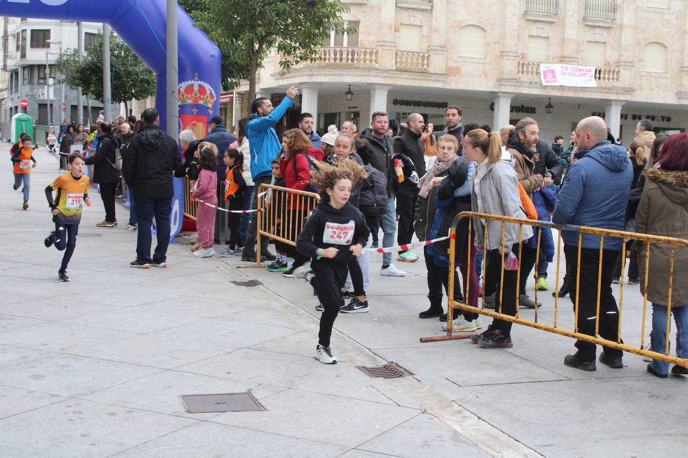 Guijuelo disfruta con su jamón velo más solidario