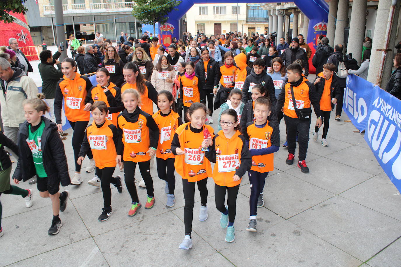 Guijuelo disfruta con su jamón velo más solidario