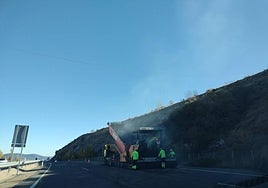 Obras de parcheo realizadas en el mes de octubre en el tramo de la A-66 afectado.