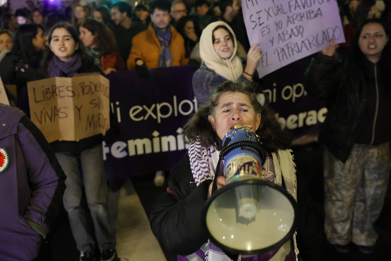 Por las que están y por las que faltan: un 25-N que multiplica el compromiso en Salamanca, en imágenes