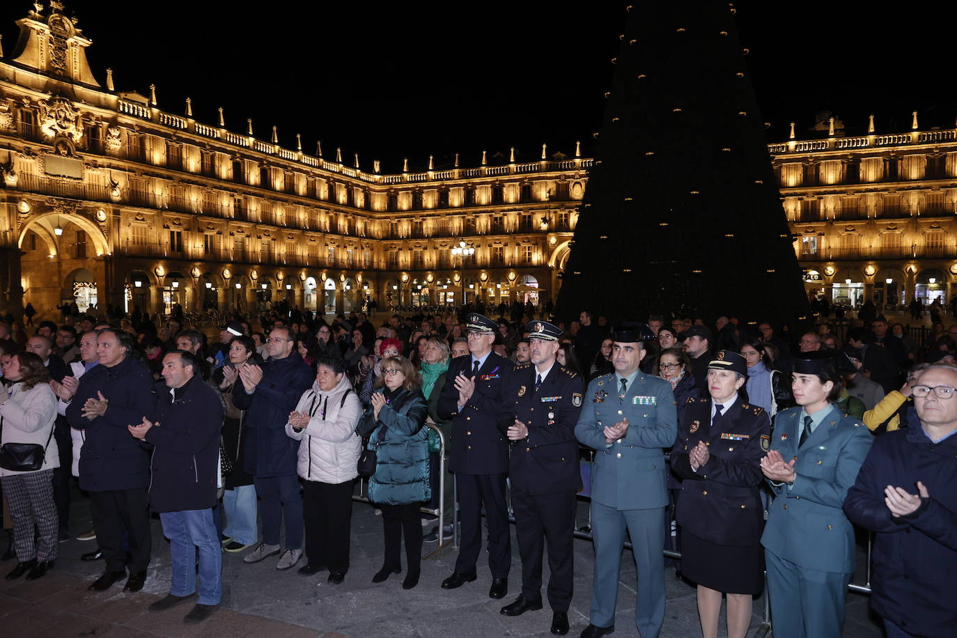 Por las que están y por las que faltan: un 25-N que multiplica el compromiso en Salamanca, en imágenes